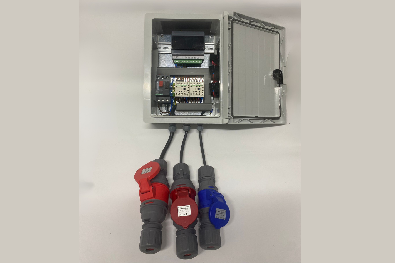 Greenhouse Automation: Increase Yield with Automatic Window Control