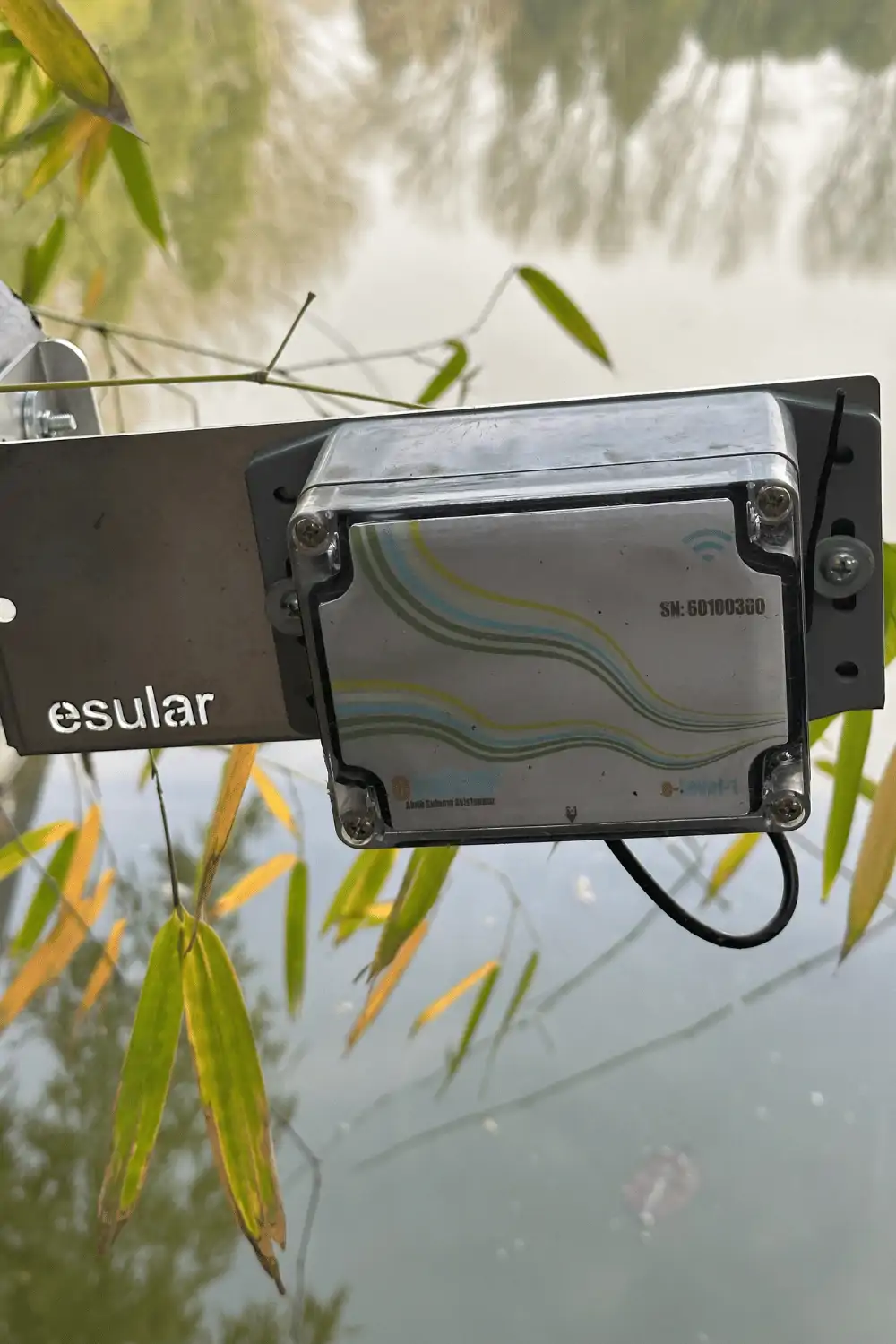 Kablosuz Pilli Ultrasonik Sıvı Seviye Sensörü