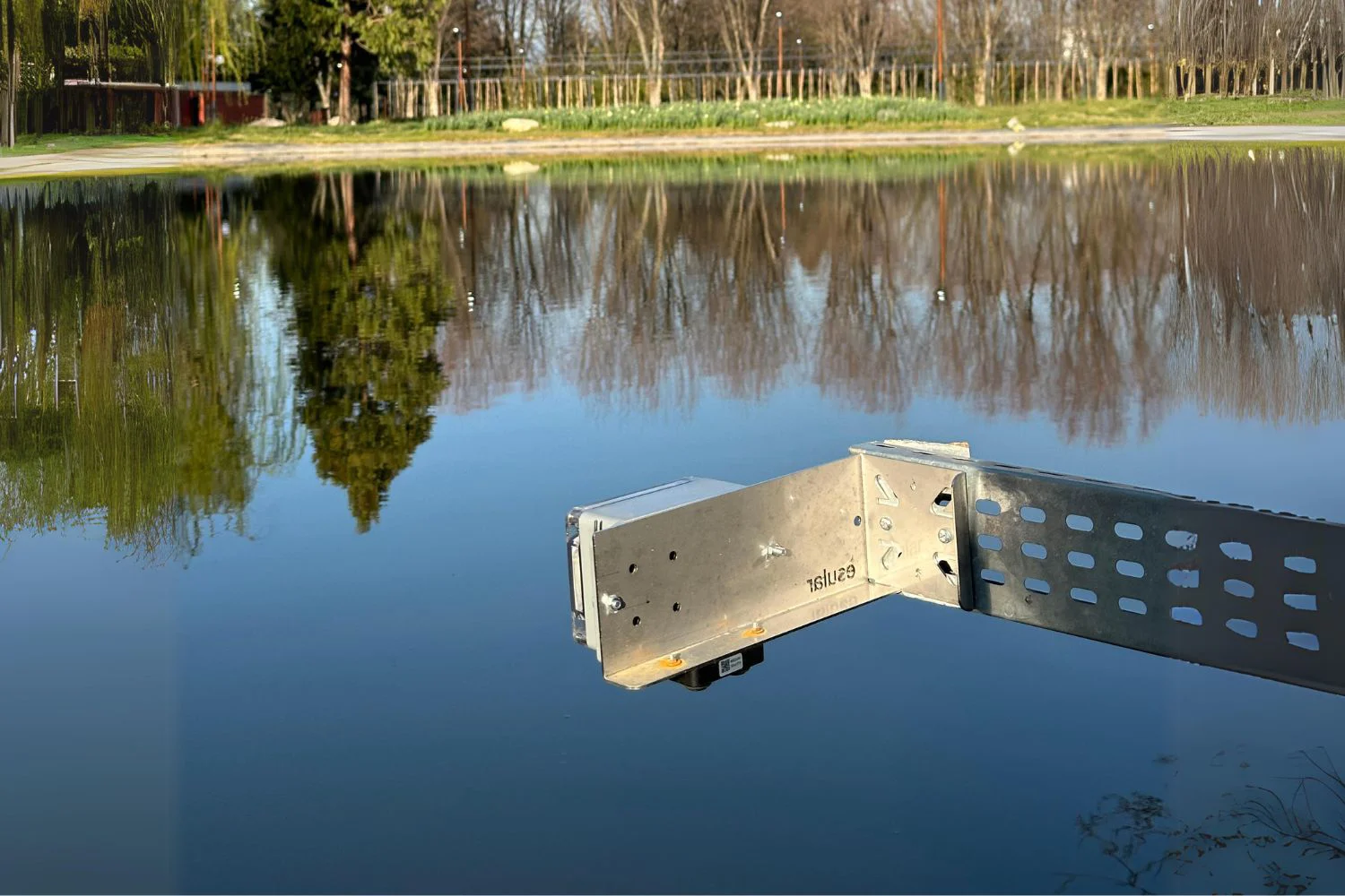 什么是水池液位传感器？