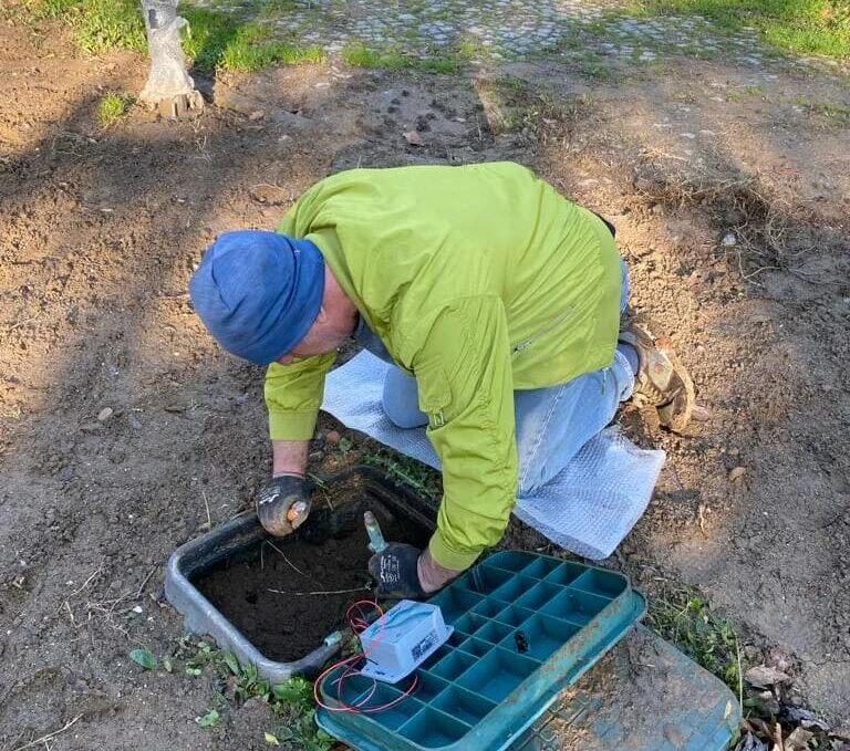 soil moisture sensor-use