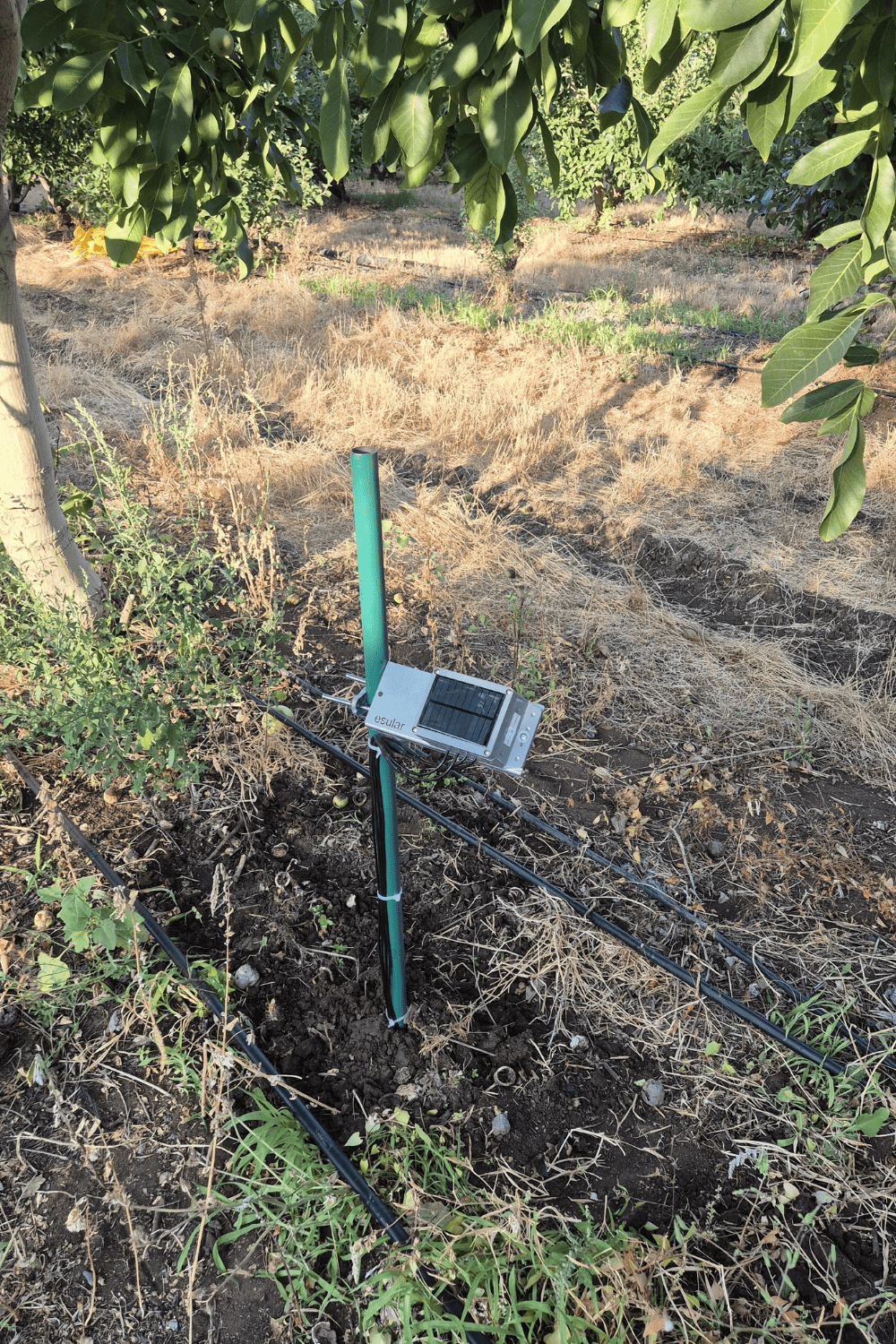 Wireless Battery-Powered Soil Moisture Sensor