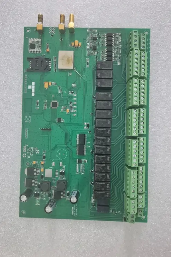 Esular pivot dijital kontrol kartı — mekanik pivotu uzaktan yöneten GSM, LoRaWAN, WiFi ve Bluetooth destekli kontrol kartı